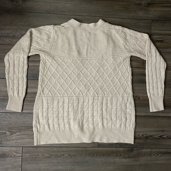 Faded Glory sweater. - Picture 5 of 5